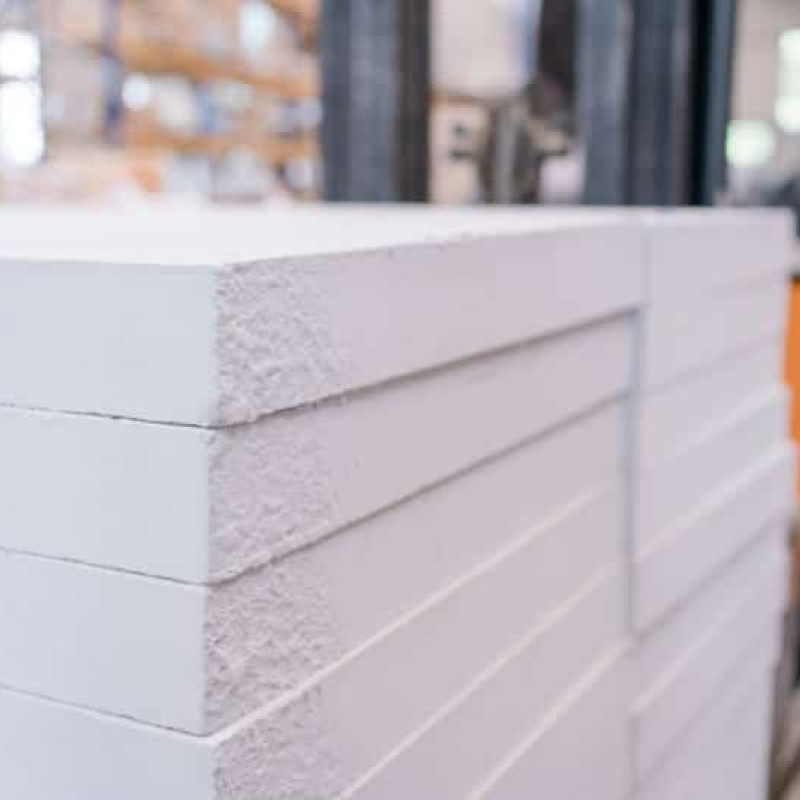 Calcium silicate mouldings