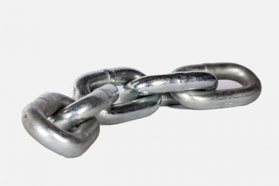 Trough conveyor chains