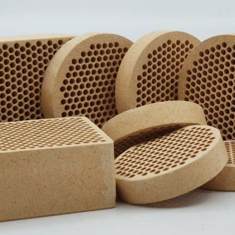 Ceramic round hole filter