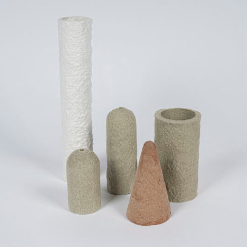 Round insulating feeder